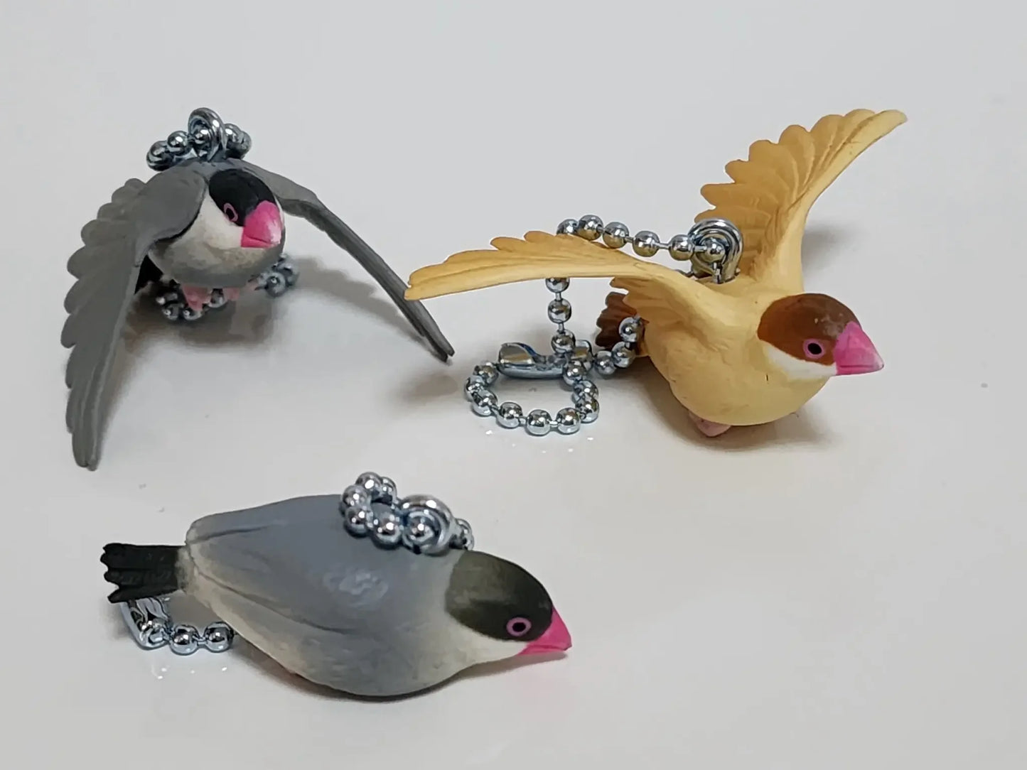 Tarlin Flying Sparrow Figure with Ball Chain