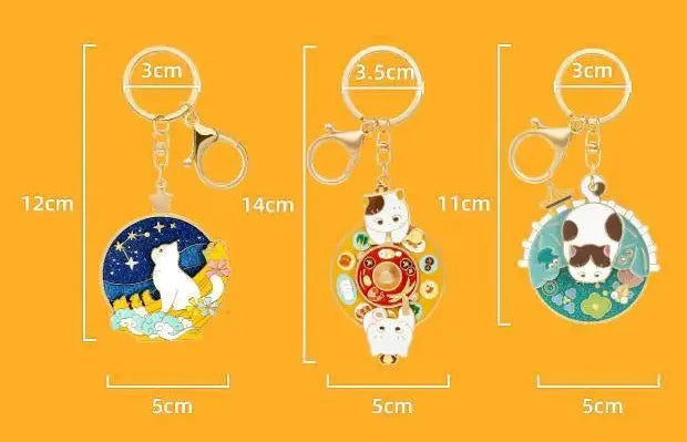 故宫淘宝 (Forbidden City Taobao) 360° Turning Palace Cat Keychain