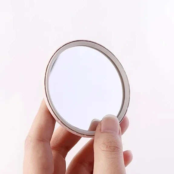 라이브워크 (Livework) Todak Todak Collection Mirror with “값진 여자 (A Precious Woman)” Design
