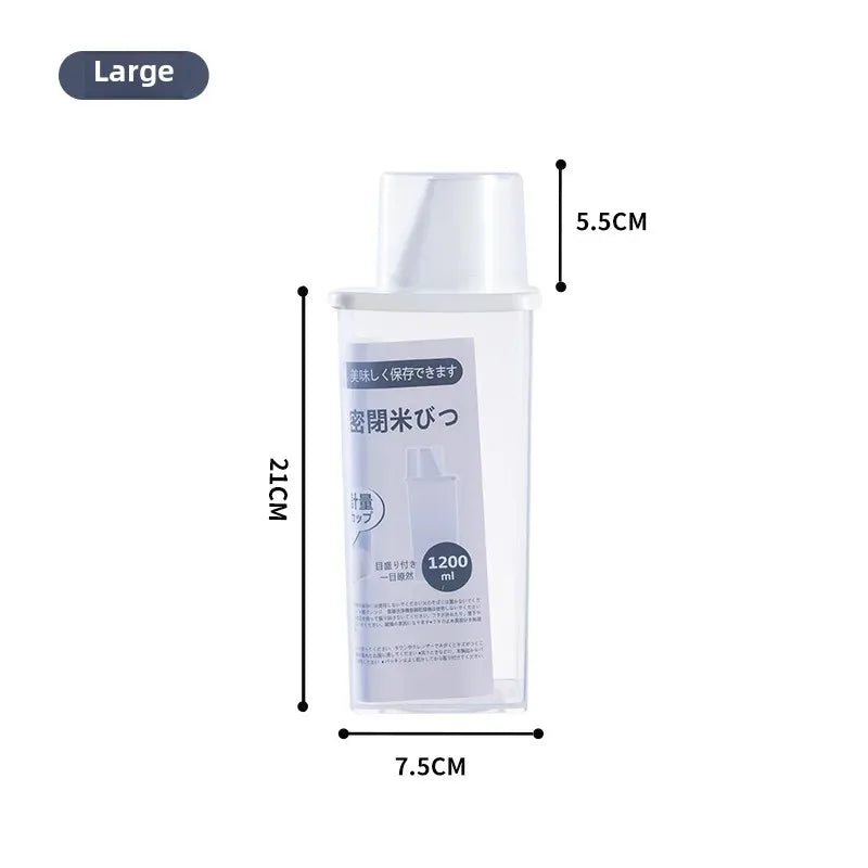 密閉米びつ (Airtight Rice Container) with Integrated Measuring Cup