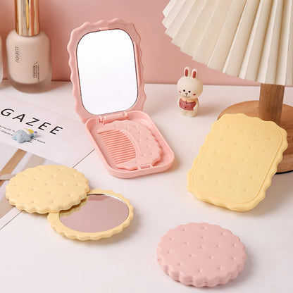 Versa. Q Pastel Cookie Folding Mirror with Comb