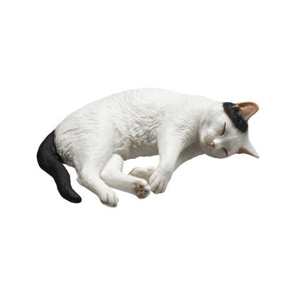Capsule Foundation Osamu Moriguchi Cat Figures