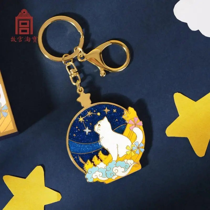 故宫淘宝 (Forbidden City Taobao) 360° Turning Palace Cat Keychain